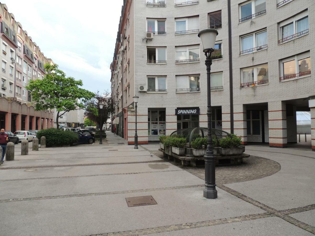 Apartment Emonca Ljubljana Extérieur photo